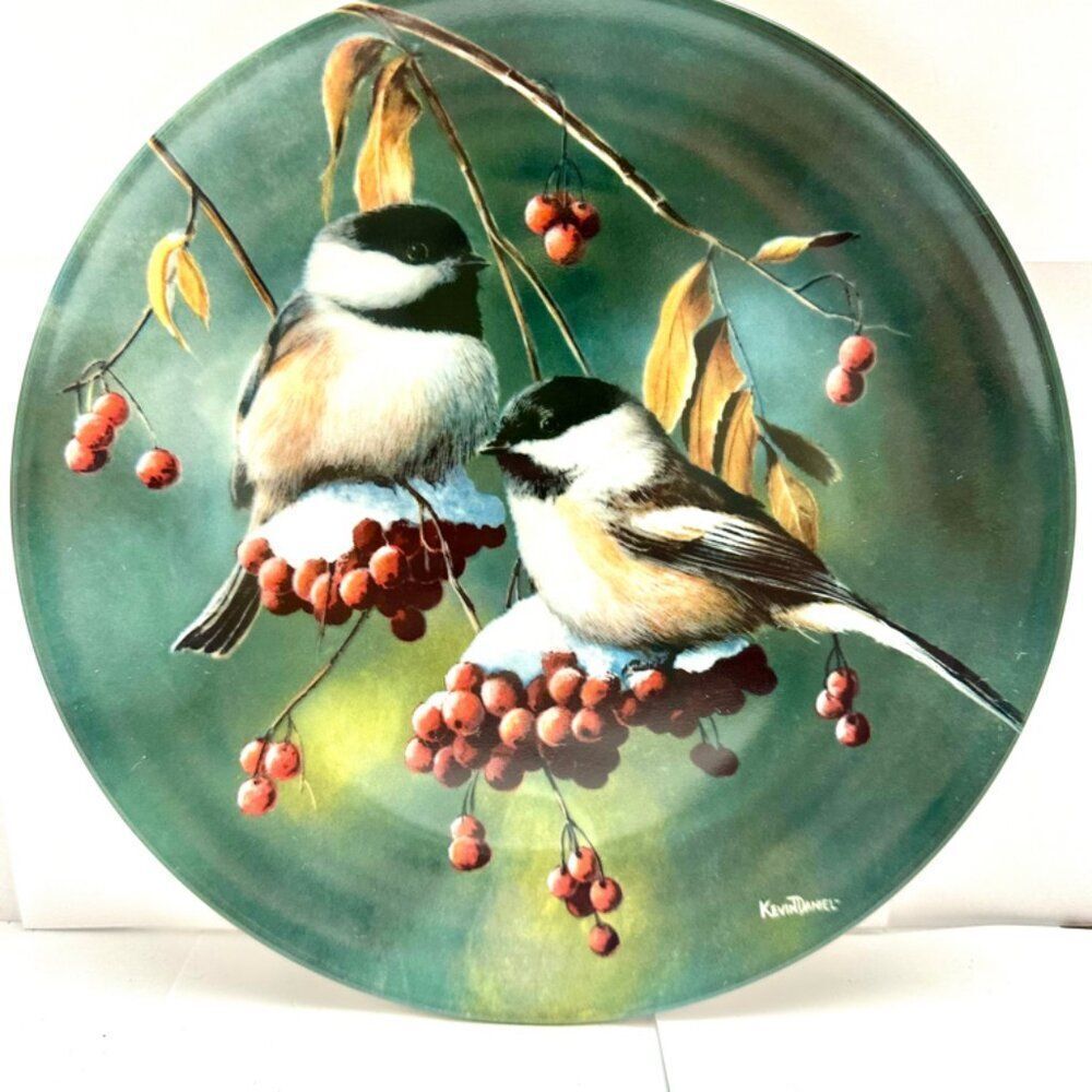 Very nice Edwin M. Knowles collectors plate - “The Chickadee”.  By Kevin Daniel.